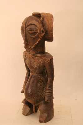 Bembe-Basumba(statue), d`afrique : Rép.démoncratique du Congo., statuette Bembe-Basumba(statue), masque ancien africain Bembe-Basumba(statue), art du Rép.démoncratique du Congo. - Art Africain, collection privées Belgique. Statue africaine de la tribu des Bembe-Basumba(statue), provenant du Rép.démoncratique du Congo., 1349/5327 Statue d